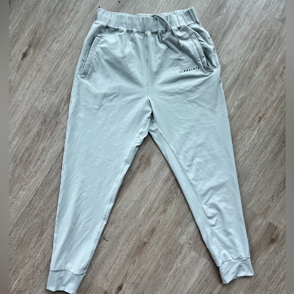 ALPHALETE PREMIUM JOGGER